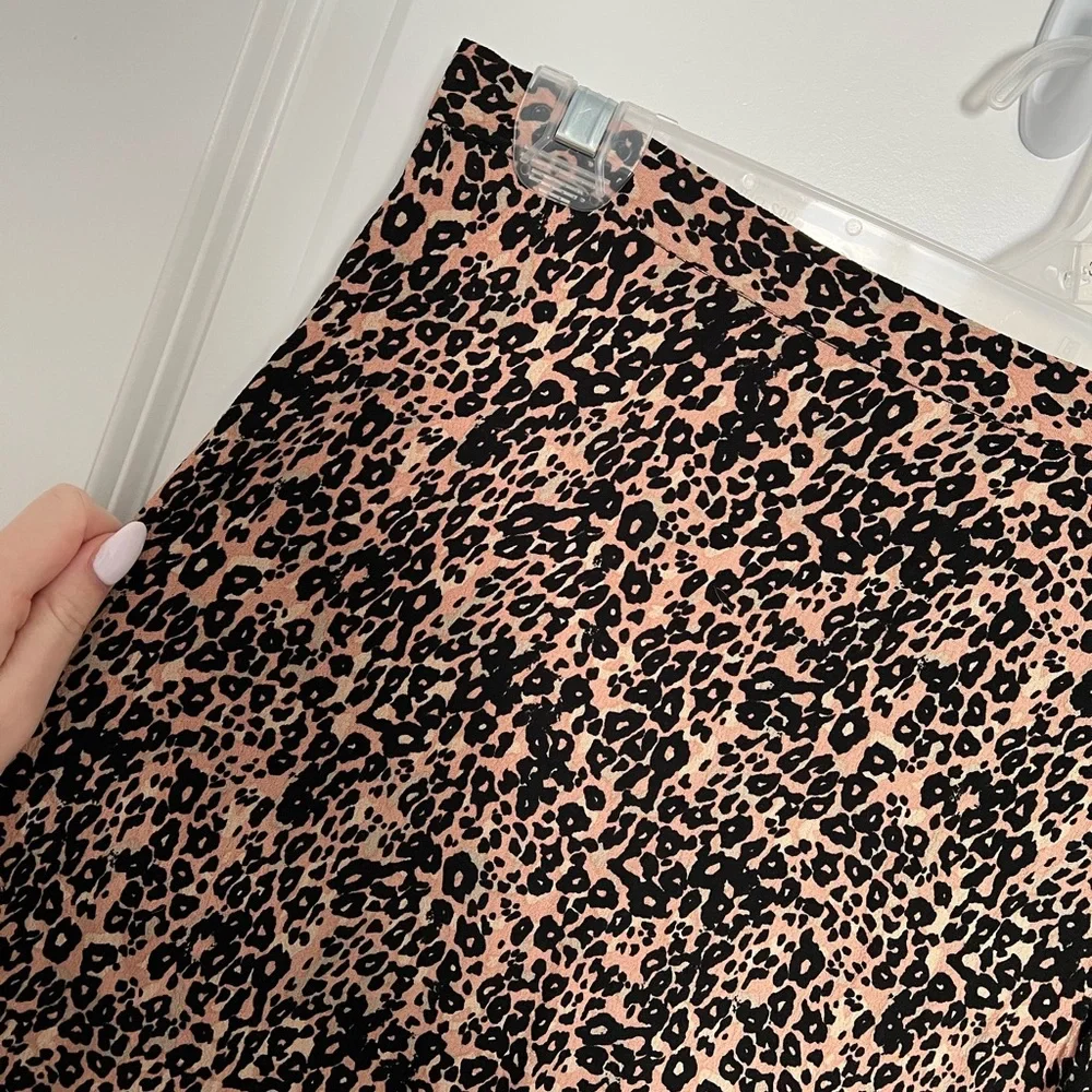 NWT Suzy Shier Animal Print Midi Skirt - Picture 4 of 8